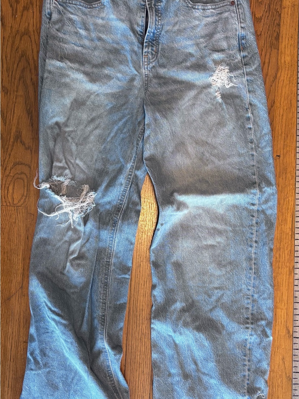 Old Navy Light Blue High-Rise Distressed Women's Jeans